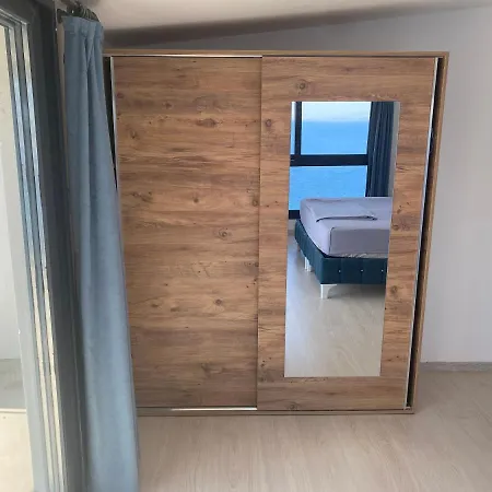 Manzara Evi- Karaburun 아파트 카라부룬